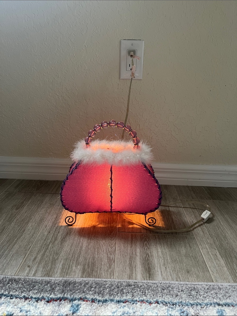Mauve Faux-Fur Accent Table Lamp
